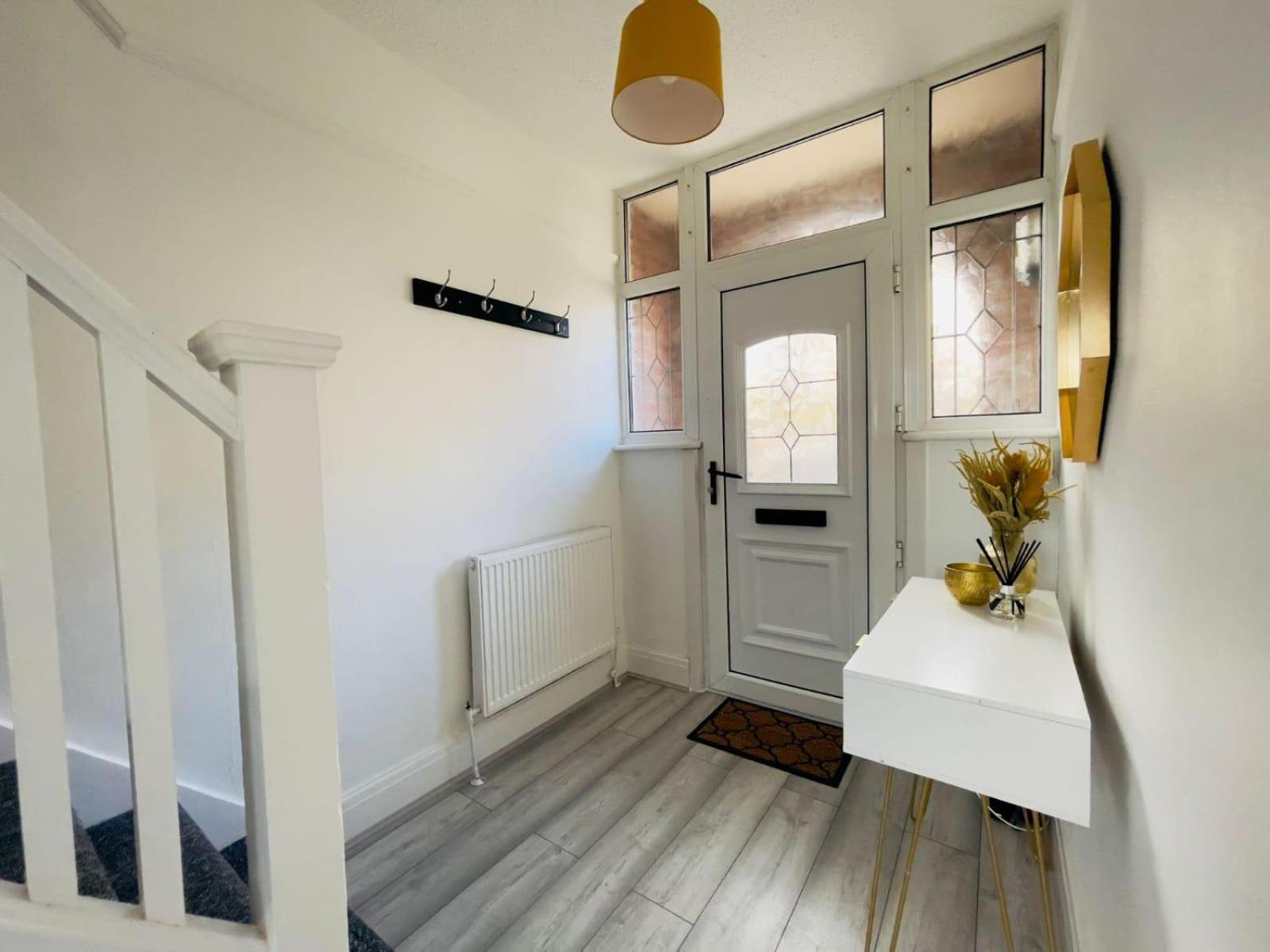 Hotel Sariyu Space Luton Luton  Zewnętrze zdjęcie