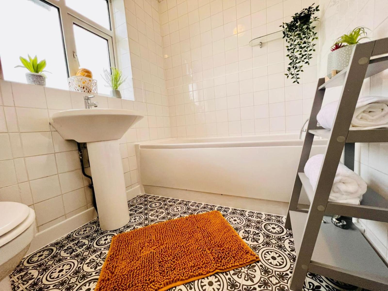 Hotel Sariyu Space Luton Luton  Zewnętrze zdjęcie